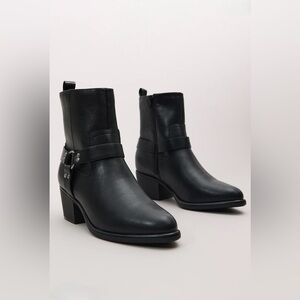 Altar’d State Dawn Black Buckle Boot size 7